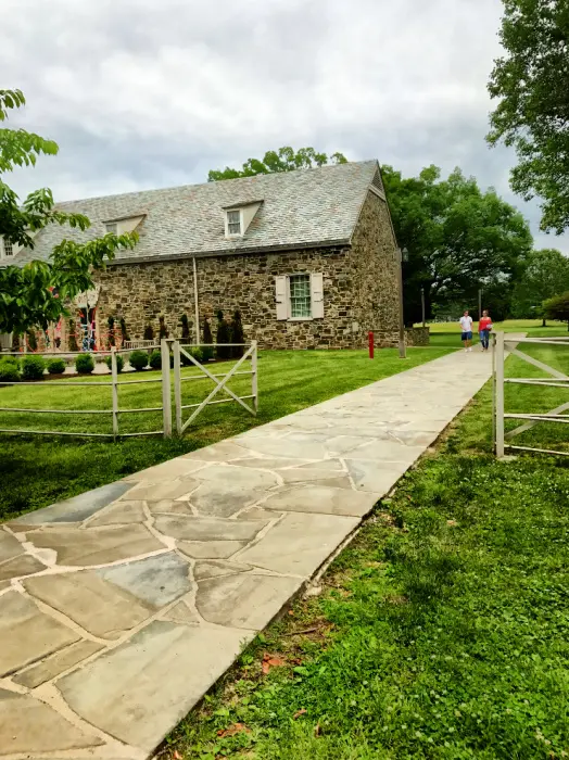 people walking the grounds of the Home of FDR National Historic Site